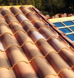 soin d'infiltration d’eau sur toiture par Couvreur Sauser 77